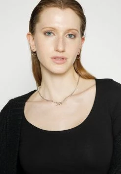 HUGO DETCHA - T-shirt à Manches Longues - Black -Pas Cher Hugo Boutique 02b3c4d844204d3aa51396f24b590e4e