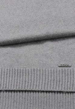 HUGO ZANTUS SET - Écharpe - Silver 9 HUGO ZANTUS SET - Écharpe - Silver -Pas Cher Hugo Boutique 0360afb220864ece9ffeb4a971db030e