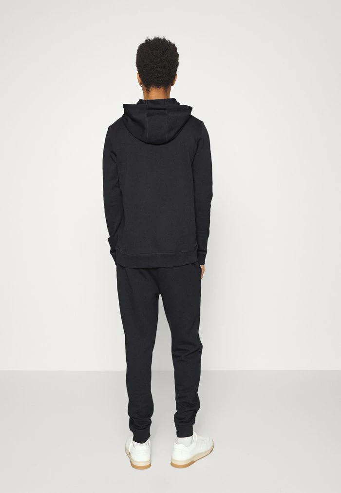 HUGO DUTSCHI - Pantalon De Survêtement - Dark Blue 1 HUGO DUTSCHI - Pantalon De Survêtement - Dark Blue