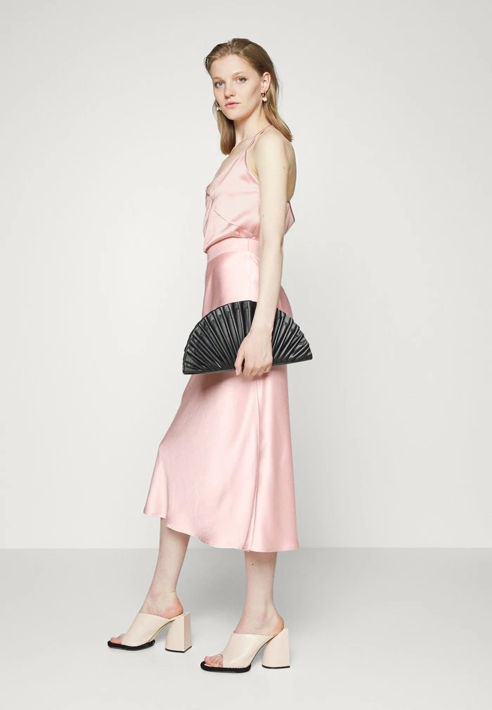 HUGO RAELLA - Jupe Trapèze - Light Pastel Pink 5 HUGO RAELLA - Jupe Trapèze - Light Pastel Pink – Image 5