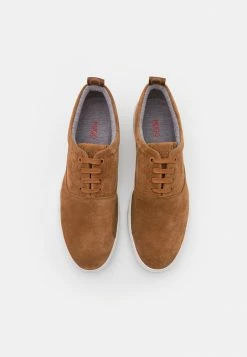 HUGO Baskets Basses - Medium Brown 9 HUGO Baskets Basses - Medium Brown -Pas Cher Hugo Boutique 0d7c26e4ec994858b26c1d59cdc806b7