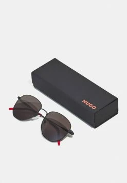HUGO Lunettes De Soleil - Matt Black 8 HUGO Lunettes De Soleil - Matt Black -Pas Cher Hugo Boutique 1029467929fc45128895033c0c90c23a