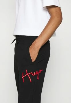 HUGO DARTINI - Pantalon De Survêtement - Black 11 HUGO DARTINI - Pantalon De Survêtement - Black -Pas Cher Hugo Boutique 12dedd0fb98742d6a167f07390fed050