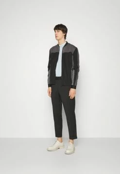 Pas Cher Hugo Boutique -Pas Cher Hugo Boutique 15d48aeba8e143e3bc61791686d6ee71