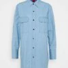 HUGO ERSELIA - Chemisier - Light Blue