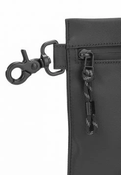 HUGO QUANTUM FLAT - Trousse De Toilette - Black -Pas Cher Hugo Boutique 1ec6ca48dad04fe39626036c9239312a