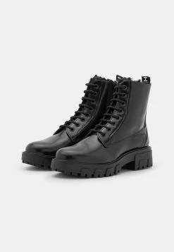 HUGO AXEL BOOTIE - Bottes De Neige - Black -Pas Cher Hugo Boutique 1f921523699a44c8921a9514d7267265