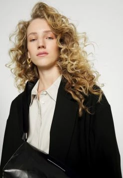 HUGO MELAMI - Manteau Court - Black -Pas Cher Hugo Boutique 25c878ea681343429c03cde10afa52fa