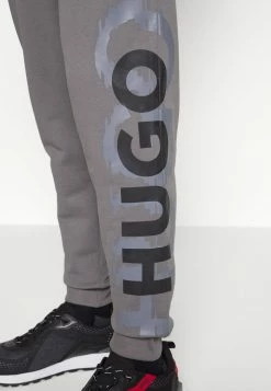 HUGO DARLOWE - Pantalon De Survêtement - Open Grey -Pas Cher Hugo Boutique 2a0f660c245045eba0211fc6ea887dbf