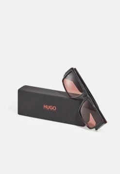 HUGO Lunettes De Soleil - Black -Pas Cher Hugo Boutique 2b77438cd99343229083fe4c1bbccb1e