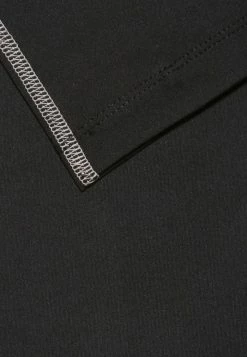 HUGO Écharpe - Black -Pas Cher Hugo Boutique 2e0bfc9f947a4b42b26dab9392089f1a