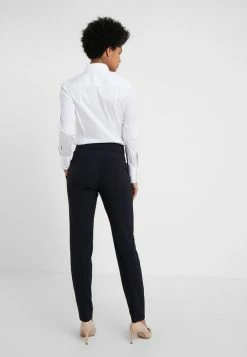 HUGO THE CROPPED TROUSER - Pantalon Classique - Navy -Pas Cher Hugo Boutique 38031dfad5404b0b9b1e0584d19437a9