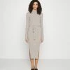 HUGO SYLBIAZ - Robe Pull - Light Beige