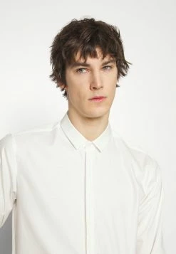 HUGO EJINAR - Chemise Classique - Natural -Pas Cher Hugo Boutique 3e4b5ee20aaf4466adad57ebb46e8650