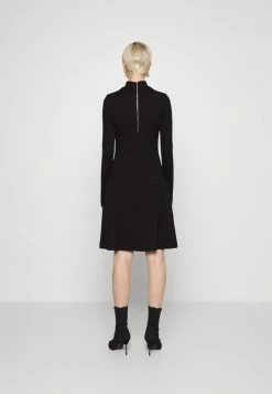 HUGO DASERINA - Robe Pull - Black -Pas Cher Hugo Boutique 3e72844956e64a7aa0a36606388f3b4d