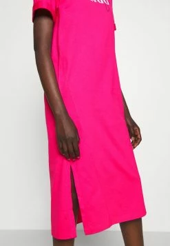 HUGO NAILY - Robe Longue - Bright Pink -Pas Cher Hugo Boutique 5667effd1bbb46c8bddf79f371f4bd4f