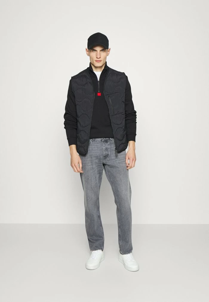 HUGO DURTON - Sweatshirt - Black 2 HUGO DURTON - Sweatshirt - Black – Image 2