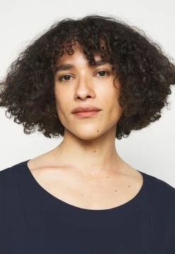 HUGO CAJESA - Blouse - Open Blue 11 HUGO CAJESA - Blouse - Open Blue -Pas Cher Hugo Boutique 5b5769be25af451398024c27e1de3946