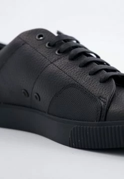 HUGO Baskets Basses - Schwarz -Pas Cher Hugo Boutique 5eb566391c494b609e525bb48244ae02