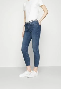 HUGO CHARLIE CROPPED - Jeans Skinny - Bright Blue