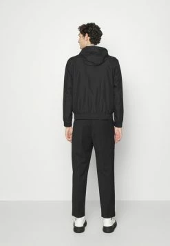 HUGO BENJI - Veste Légère - Black -Pas Cher Hugo Boutique 61dab3ac234245ae8dad61d59928eff7