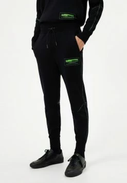 HUGO DORBY - Pantalon De Survêtement - Black