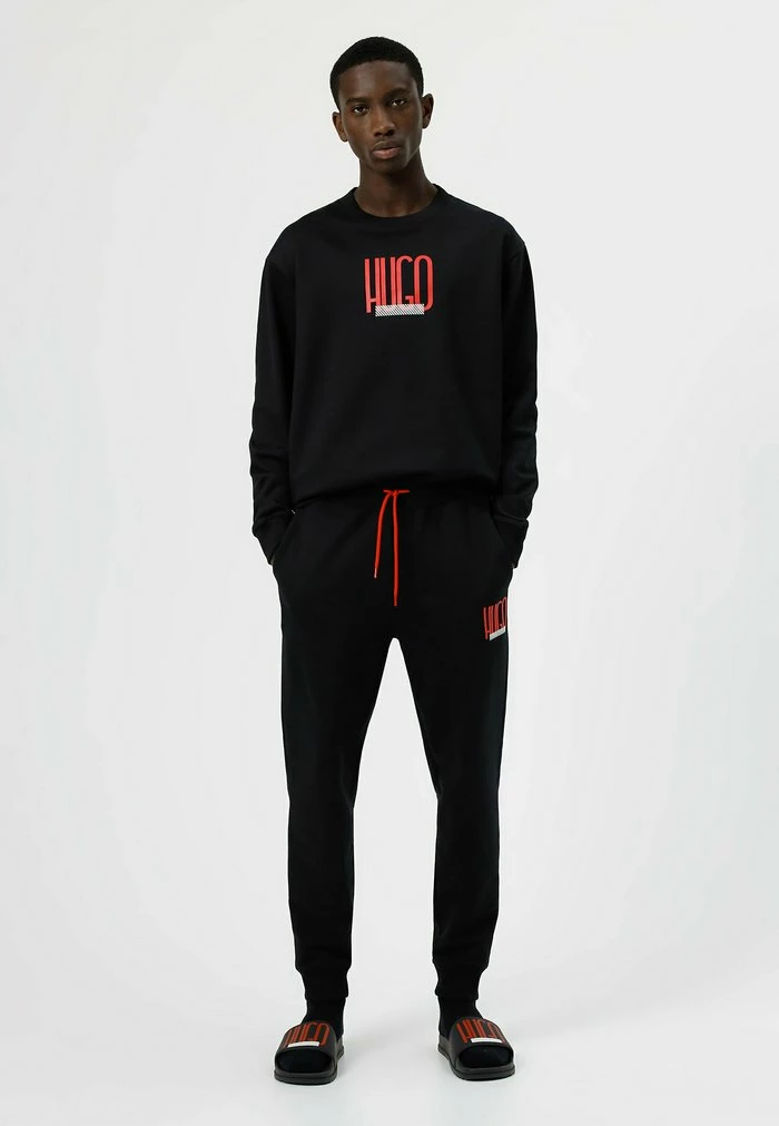 HUGO Sweatshirt - Black 2 HUGO Sweatshirt - Black – Image 2