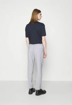 HUGO HOWARD - Pantalon Classique - Silver 9 HUGO HOWARD - Pantalon Classique - Silver -Pas Cher Hugo Boutique 676ad51f28b94a7489bfefd5a999df32