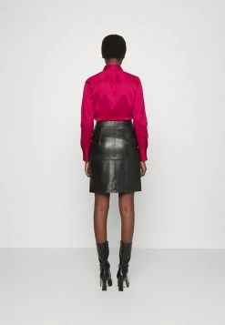 HUGO LURELA - Jupe En Cuir - Black -Pas Cher Hugo Boutique 71749e57ba9f428aa0178b3db22e8813