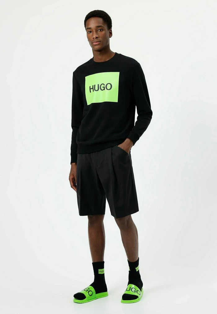 HUGO Sweatshirt - Black 2 HUGO Sweatshirt - Black – Image 2