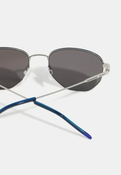 HUGO Lunettes De Soleil - Dark Grey 7 HUGO Lunettes De Soleil - Dark Grey -Pas Cher Hugo Boutique 86b330dd05b8475b81eb33ba07507993