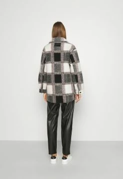 HUGO FIMBERLY - Veste D'hiver - Black -Pas Cher Hugo Boutique 93cf47600d3f434f99a86eadd55e9237