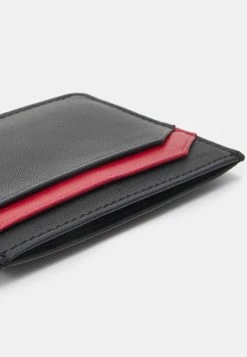 HUGO SUBWAY CARD UNISEX - Portefeuille - Black -Pas Cher Hugo Boutique 9780d2c7201c40228687faf7dfc1ebcf