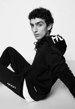 HUGO DAYFUN - Sweat à Capuche - Black -Pas Cher Hugo Boutique 997f09d75570434d96cf1c459a1b1c9f