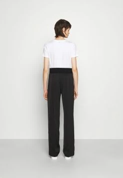 HUGO HASISI - Pantalon De Survêtement - Black -Pas Cher Hugo Boutique 9b3514e6eca240bbb0613889a79fea72