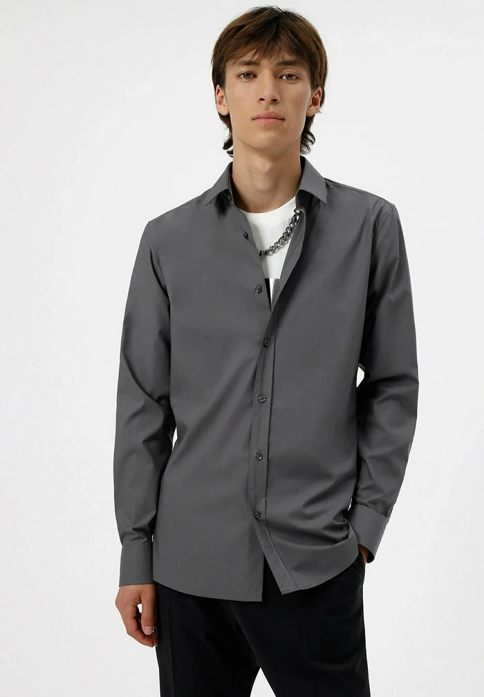 HUGO ELISHA - Chemise Classique - Anthracite 1 HUGO ELISHA - Chemise Classique - Anthracite