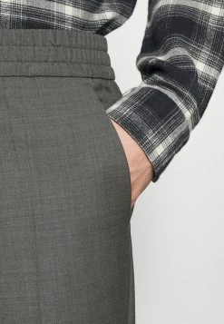 HUGO HOWARD - Pantalon Classique - Medium Grey -Pas Cher Hugo Boutique a49107709a134de380f6ed0029ffe9a1