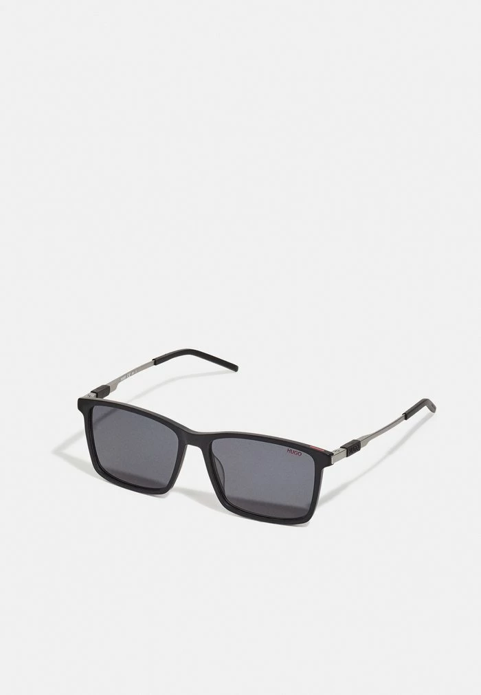 HUGO Lunettes De Soleil - Matt Black 1 HUGO Lunettes De Soleil - Matt Black