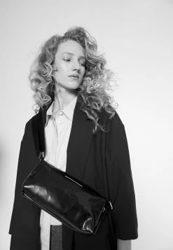 HUGO MELAMI - Manteau Court - Black -Pas Cher Hugo Boutique ad462f59d4864c378c4d9b7d8e9fe689