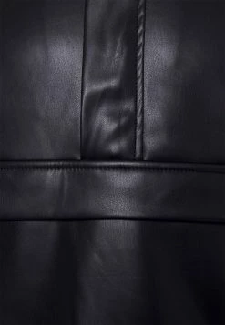 HUGO ELLONS - Veste En Similicuir - Black 5 HUGO ELLONS - Veste En Similicuir - Black -Pas Cher Hugo Boutique c35db881038c4194aee8db5d405419c9