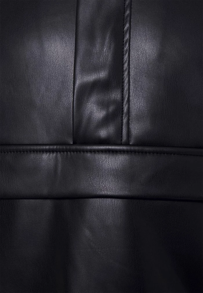 HUGO ELLONS - Veste En Similicuir - Black 3 HUGO ELLONS - Veste En Similicuir - Black – Image 3