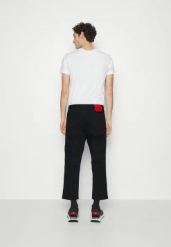 HUGO Jean Droit - Black -Pas Cher Hugo Boutique c434c6d42cf44194857945327602116c