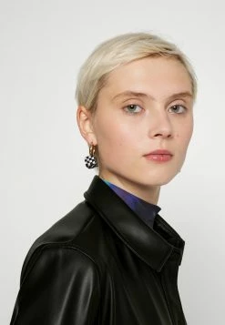 HUGO KAMILAS - Robe Chemise - Black 9 HUGO KAMILAS - Robe Chemise - Black -Pas Cher Hugo Boutique c4acadec78144988b7613a6b663c079b