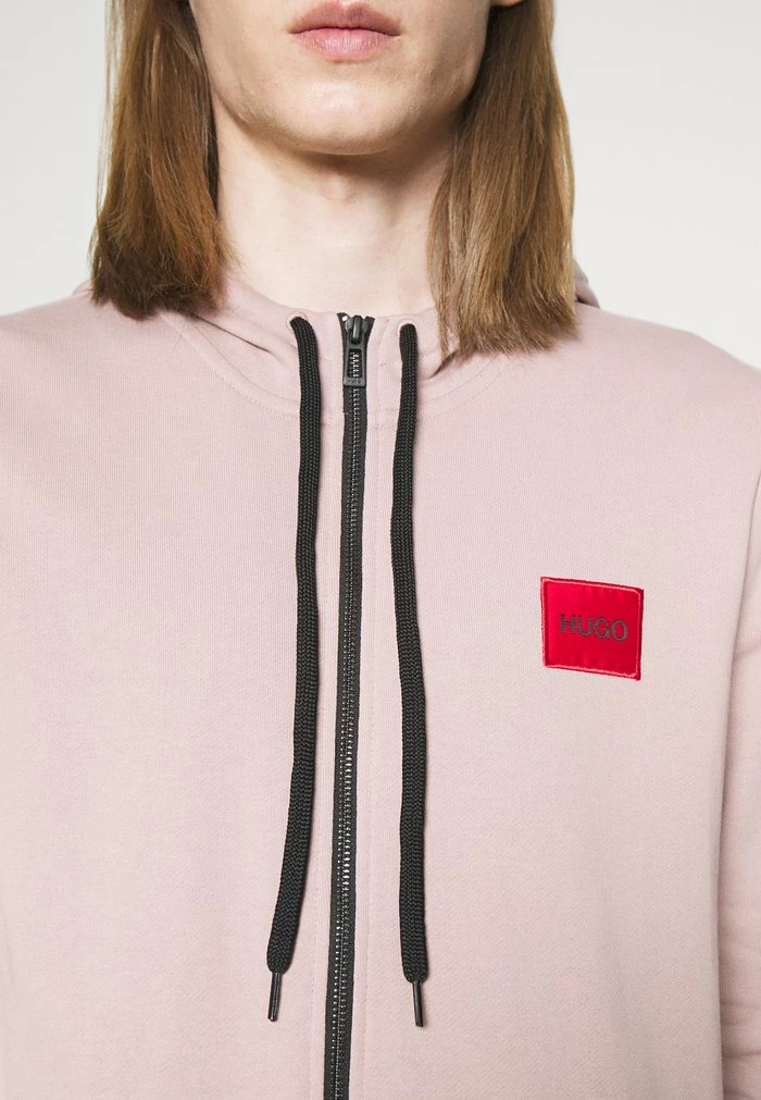 HUGO DAPLE - Sweat à Capuche Zippé - Light/pastel Brown 5 HUGO DAPLE - Sweat à Capuche Zippé - Light/pastel Brown – Image 5