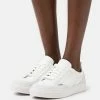 HUGO HANNAH - Baskets Basses - White