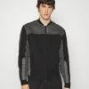HUGO DARPI - Veste Légère - Black