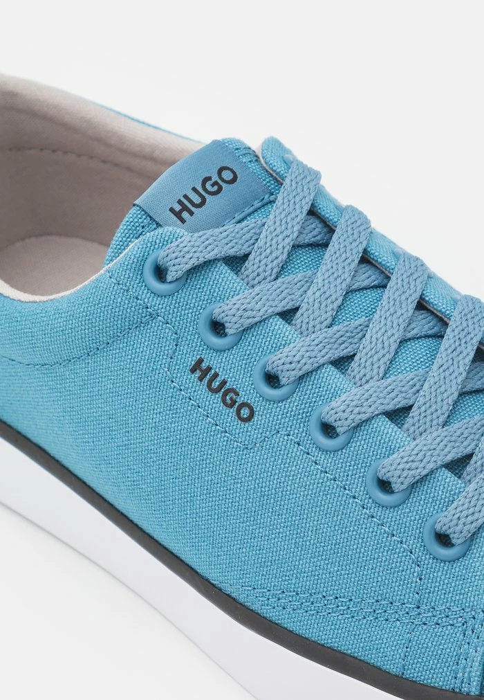 HUGO DYER TENN - Baskets Basses - Medium Blue 7 HUGO DYER TENN - Baskets Basses - Medium Blue – Image 7