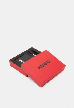 HUGO KEY UNISEX SET - Porte-clefs - Black -Pas Cher Hugo Boutique e4f5af5f9139434a9c276096f286d2e1