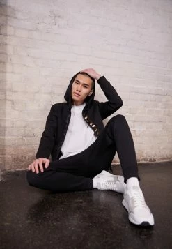 HUGO DELLAR - Sweatshirt - Black