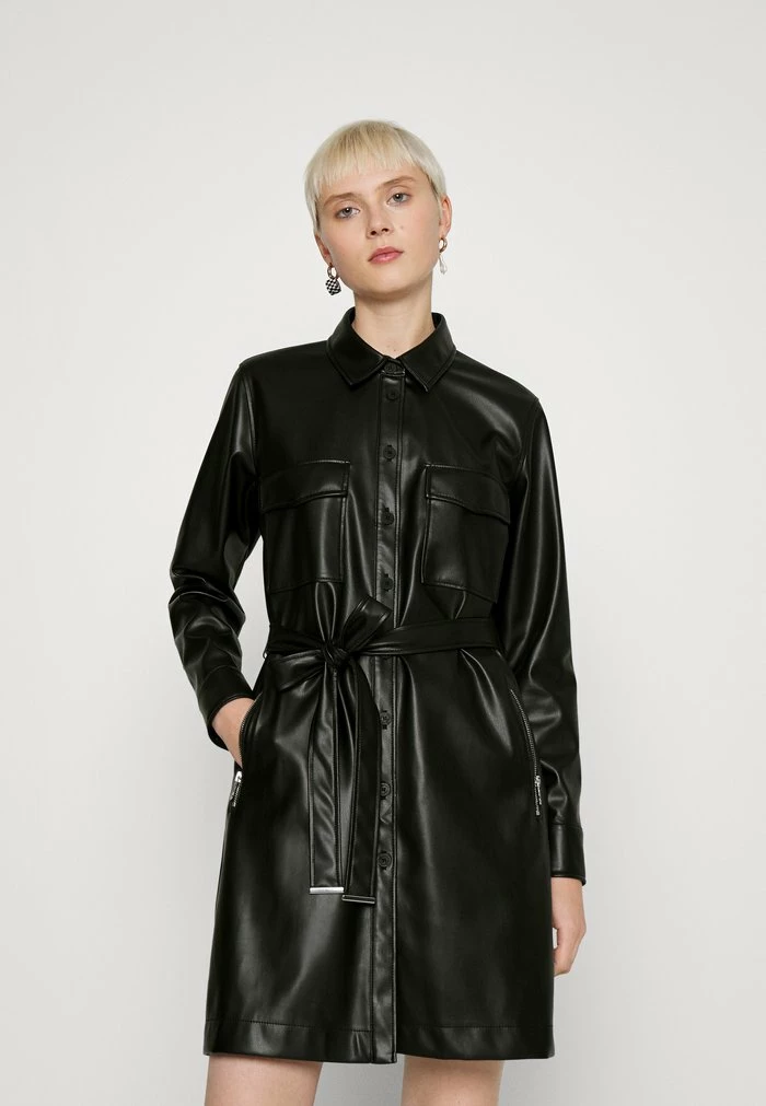 HUGO KAMILAS - Robe Chemise - Black 1 HUGO KAMILAS - Robe Chemise - Black